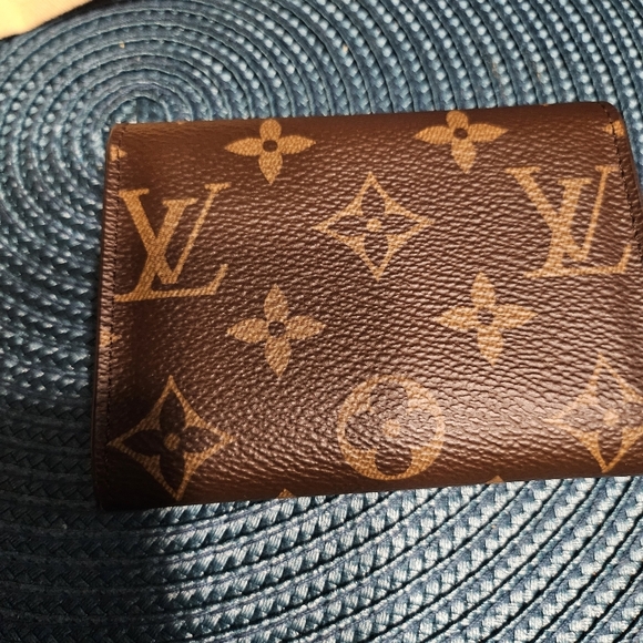 BRAND NEW - Louis Vuitton Rosalie Monogram Cardholder Wallet - Picture 9 of 14